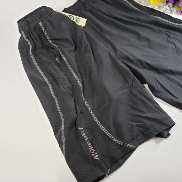 Tasc Performance Black Running Shorts, New - Picture 3 of 8